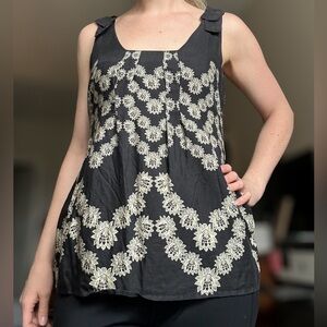 ANTHROPOLOGIE pattern blouse M